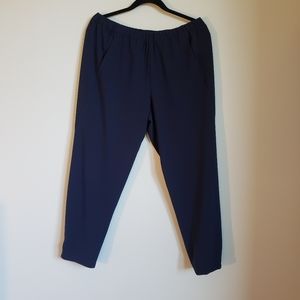 Vince Navy Blue Cropped Joggers Large EUC #0090